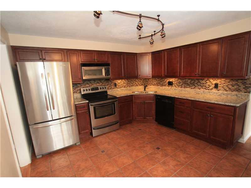 12 Spring Run Road Greensburg, PA 15601 - Photo 6 of 17 Kitchen.