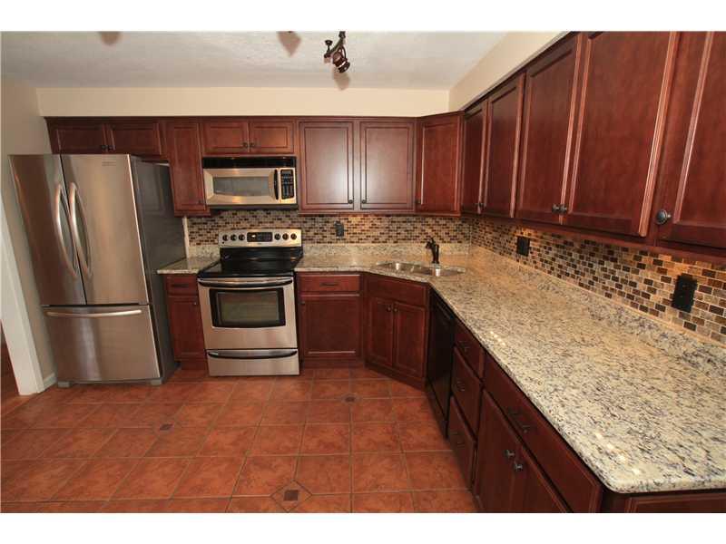 12 Spring Run Road Greensburg, PA 15601 - Photo 7 of 17 Kitchen.