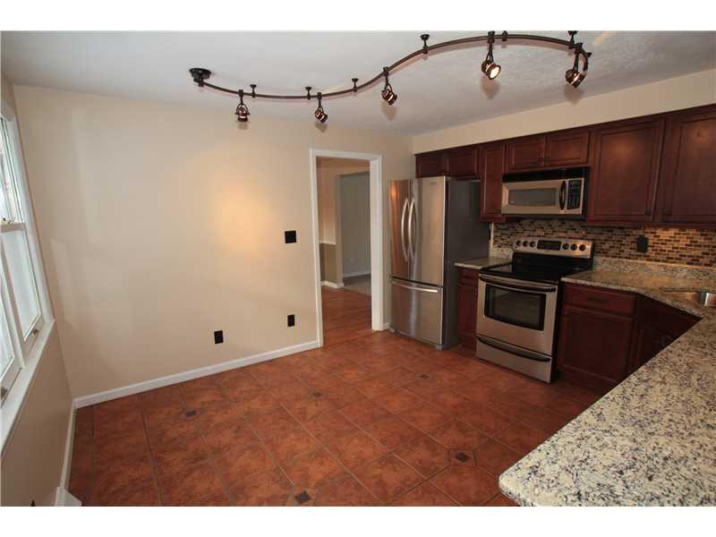 12 Spring Run Road Greensburg, PA 15601 - Photo 8 of 17 Kitchen.