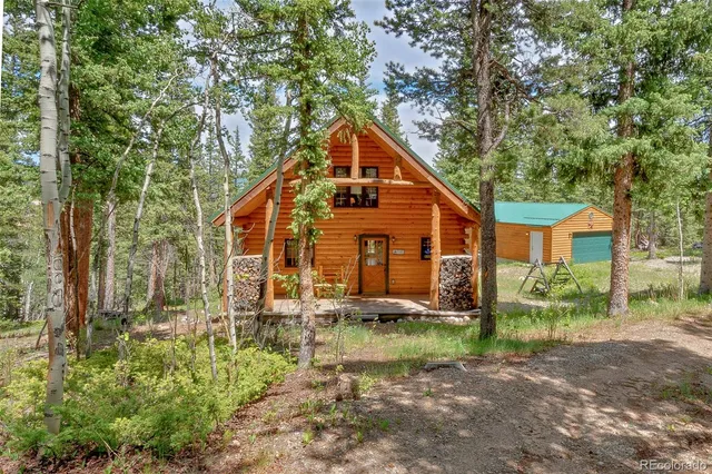 a house view with a outdoor space