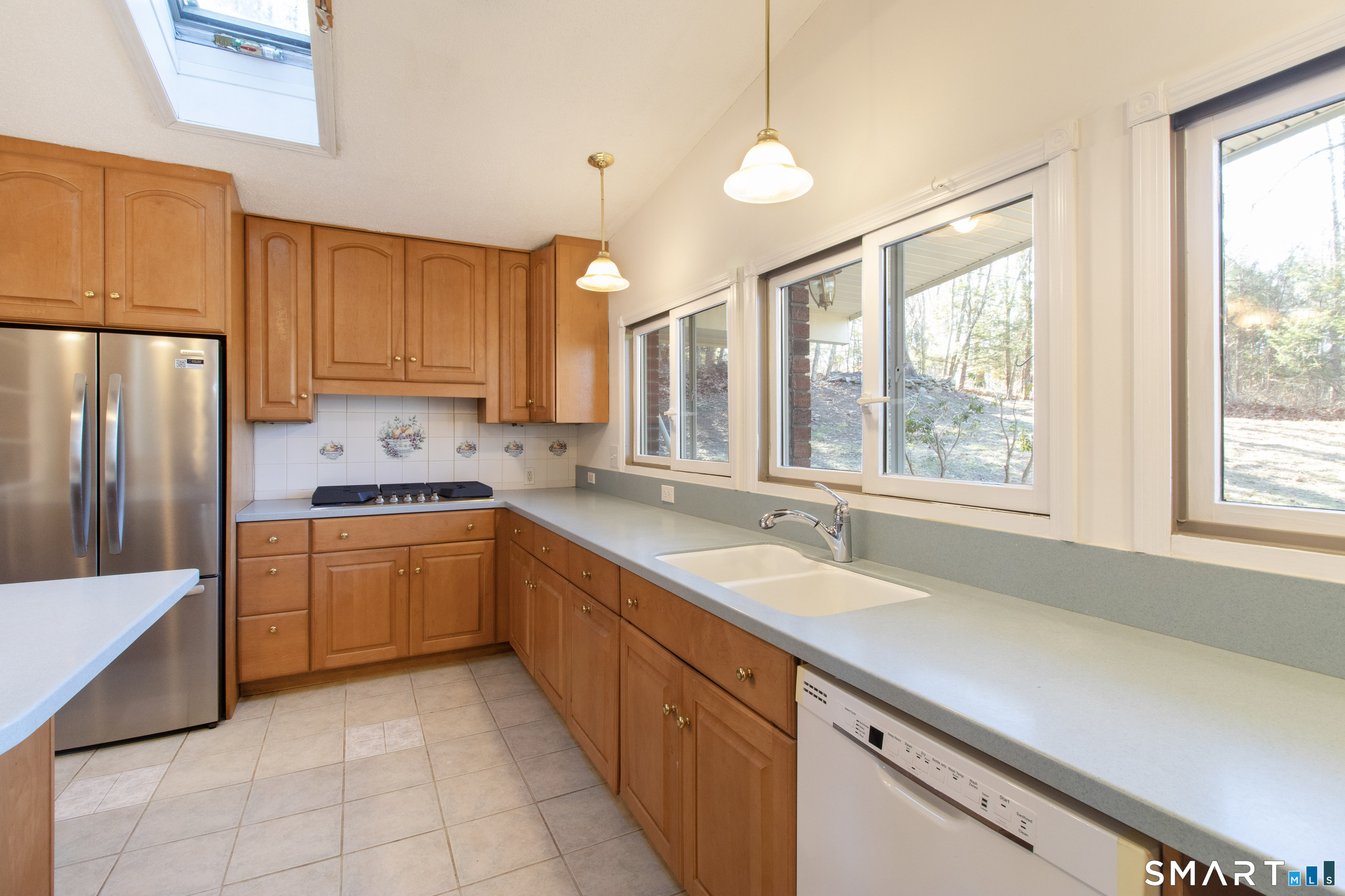 206 North Moodus Road East Hampton, CT 06424 - Photo 12 of 38