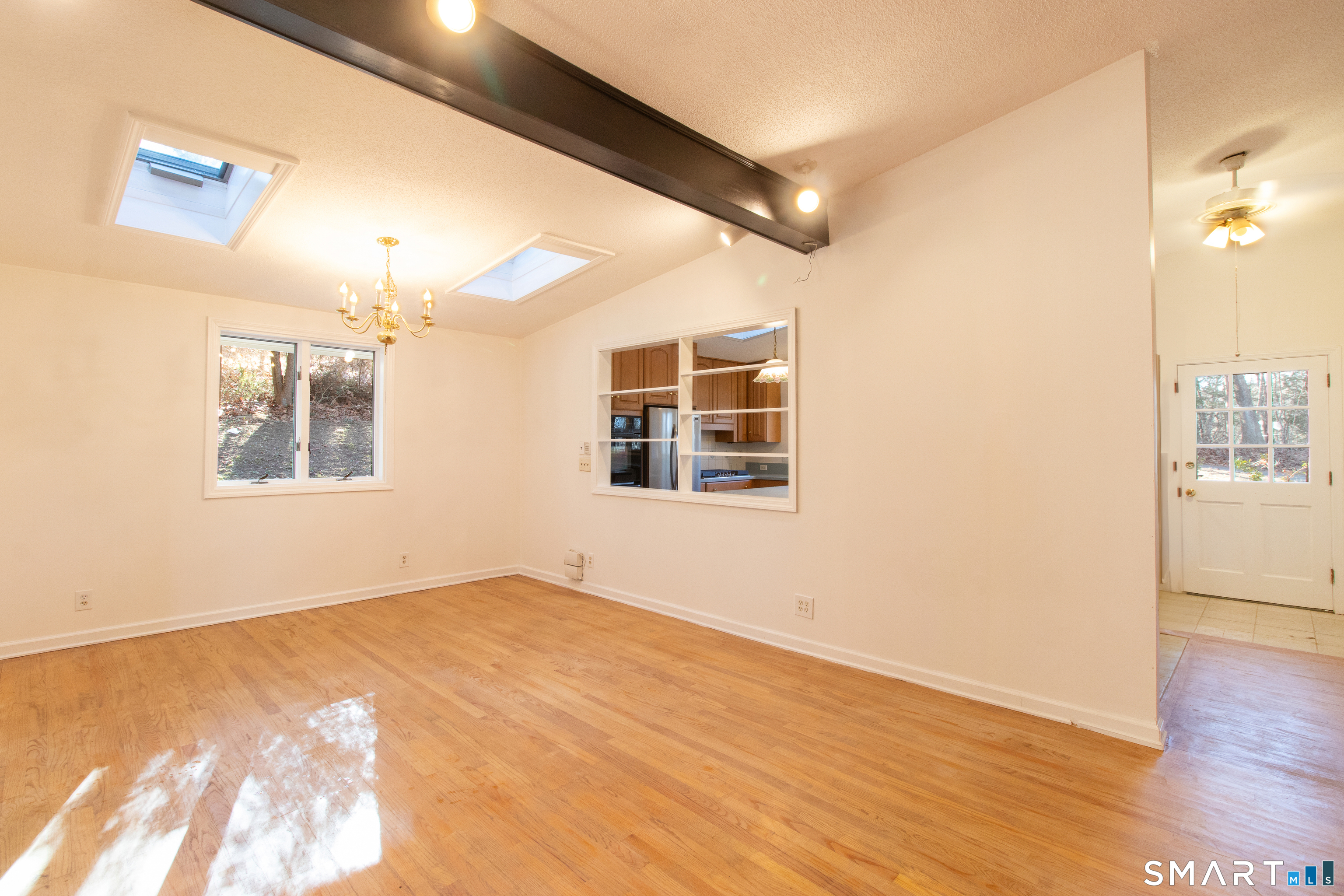 206 North Moodus Road East Hampton, CT 06424 - Photo 2 of 38