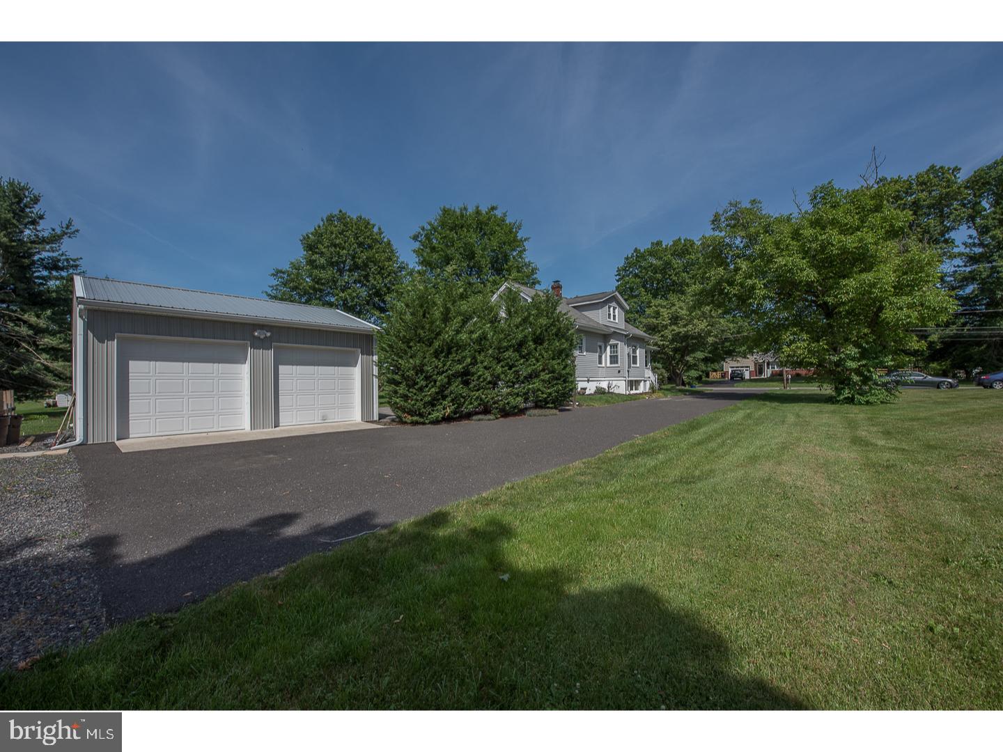 229 Morwood Road Harleysville, PA 19438 - Photo 24 of 25 Garage