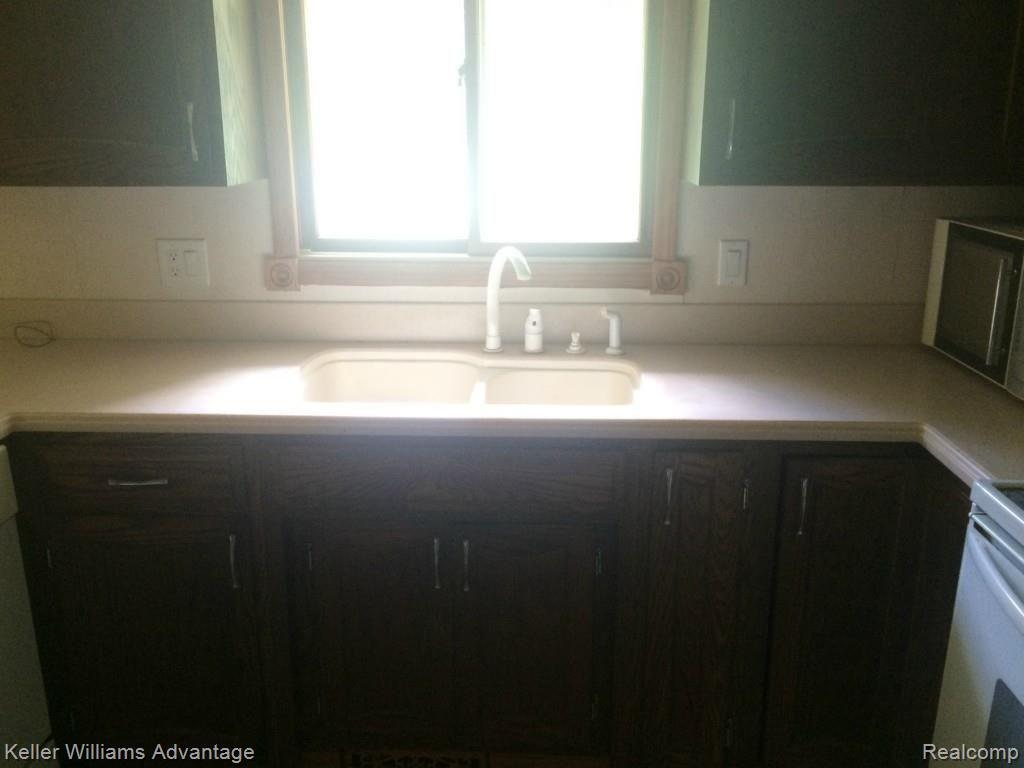 2280 East Clyde Road Howell, MI 48855 - Photo 16 of 21 2015-06-03 13.05