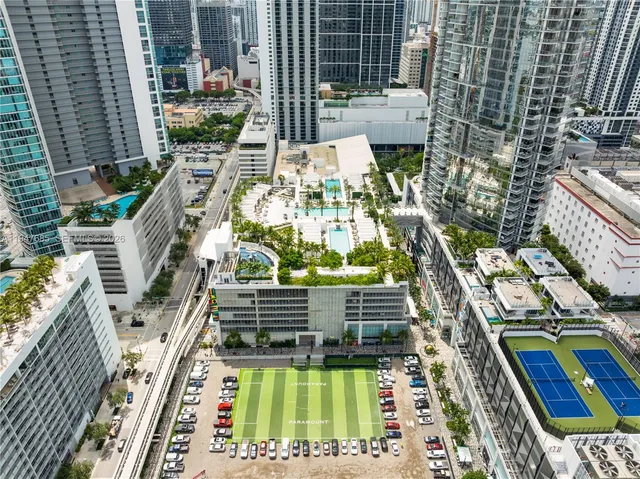 $8,600 | 851 Northeast 1st Avenue, Unit 3408, Miami, FL 33132