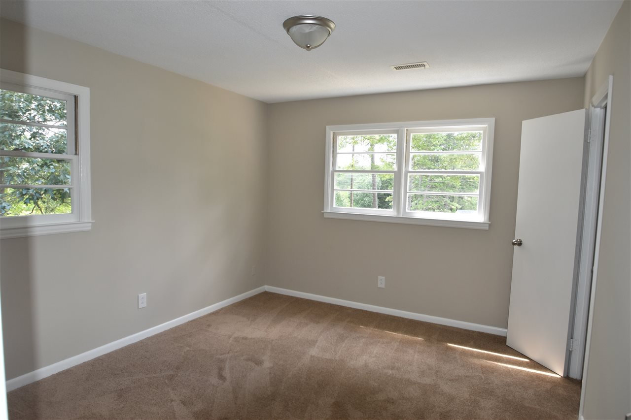 115 Lynn Road Spartanburg, SC 29306 - Photo 16 of 25 Gallery Image 16