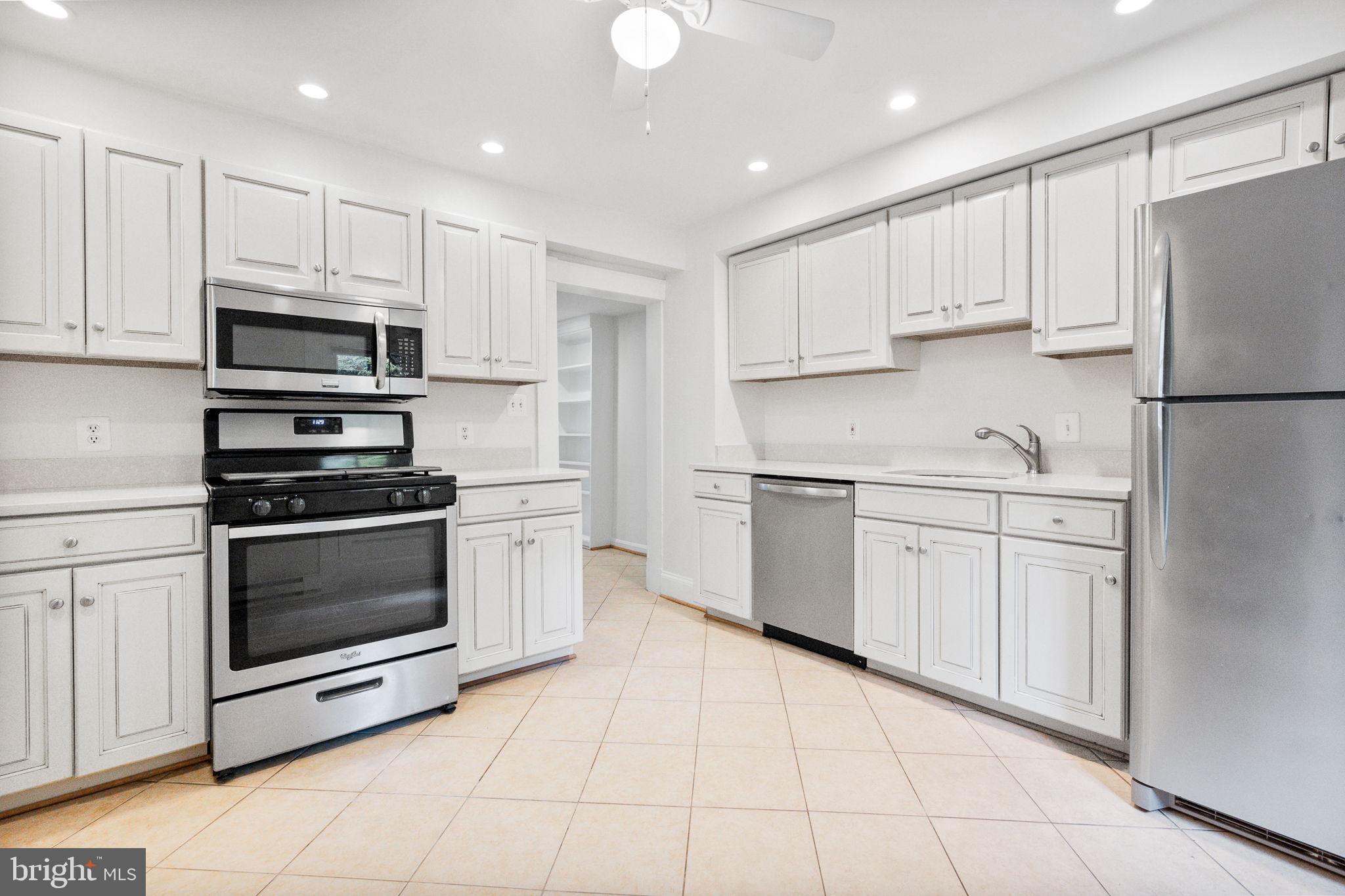 1530 34th Street Northwest Washington, DC 20007 - Photo 9 of 30