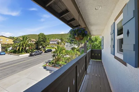 $1,199,000 | 771 Via Barquero, San Marcos, CA 92069