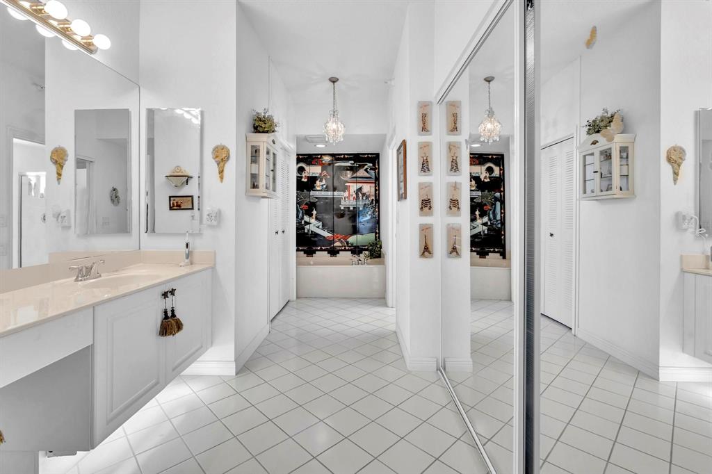 7715 Southampton Terrace, Unit 301 Tamarac, FL 33321 - Photo 28 of 76