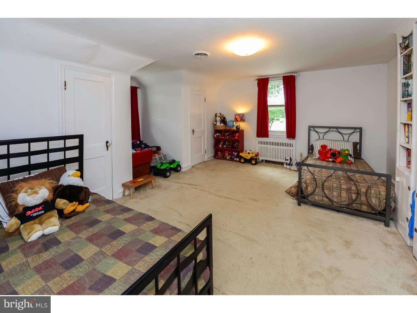 1221 Vernon Road Philadelphia, PA 19150 - Photo 13 of 23 Bedroom 3