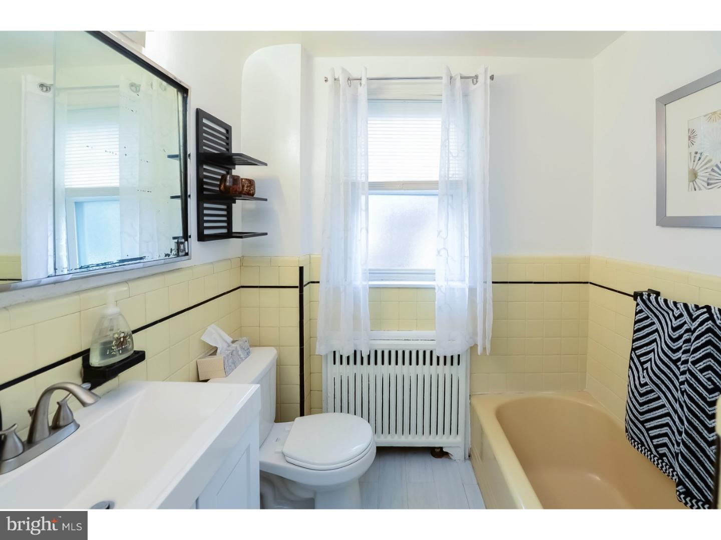 1221 Vernon Road Philadelphia, PA 19150 - Photo 14 of 23 Bathroom