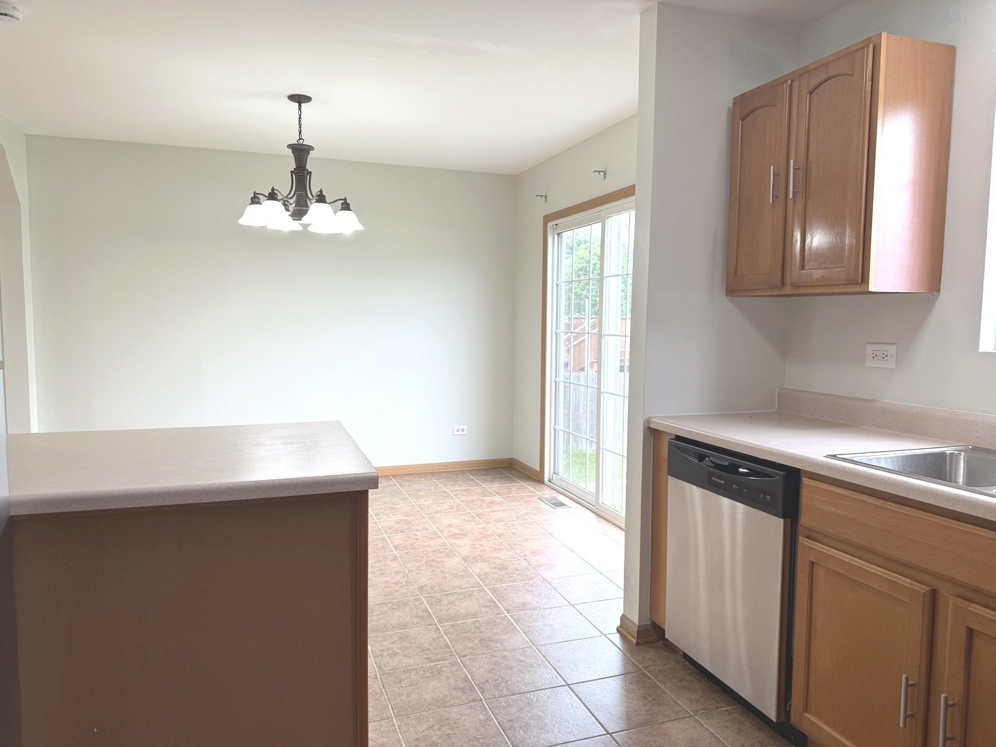 6304 Blue Ridge Drive Plainfield, IL 60586 - Photo 11 of 30