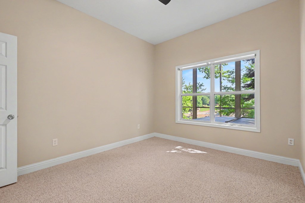 456 Deaver Cove Road Blairsville, GA 30512 - Photo 43 of 83 an empty room with a window