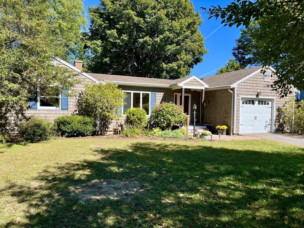 84 Chestnut Street Hatfield, MA 01038 - Photo 1 of 41 Gallery Image 1
