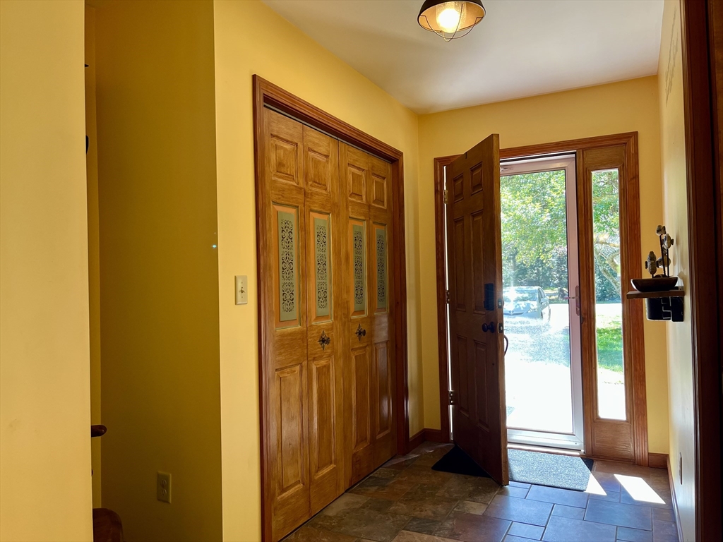 84 Chestnut Street Hatfield, MA 01038 - Photo 12 of 41 Gallery Image 12
