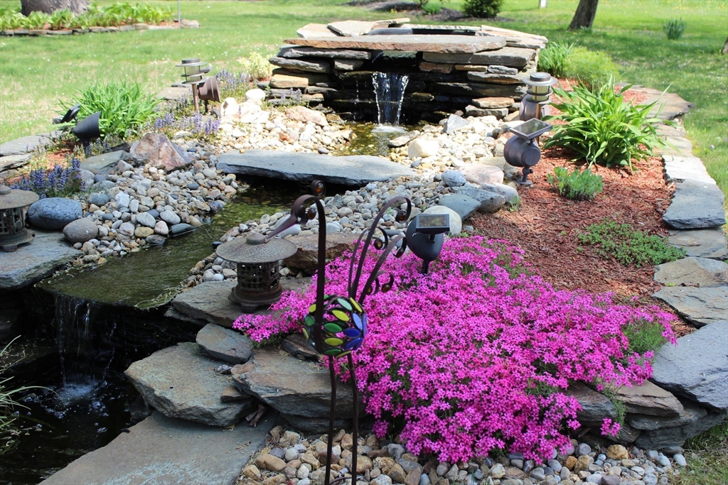 84 Chestnut Street Hatfield, MA 01038 - Photo 36 of 41 Gallery Image 36