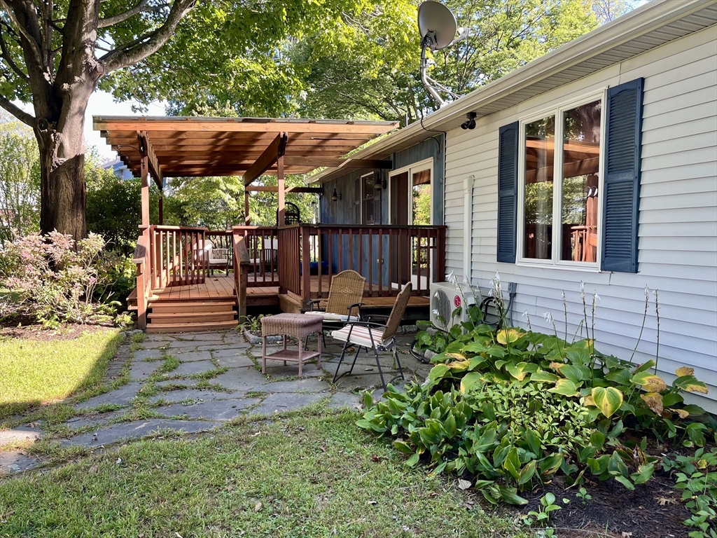 84 Chestnut Street Hatfield, MA 01038 - Photo 9 of 41 Gallery Image 9
