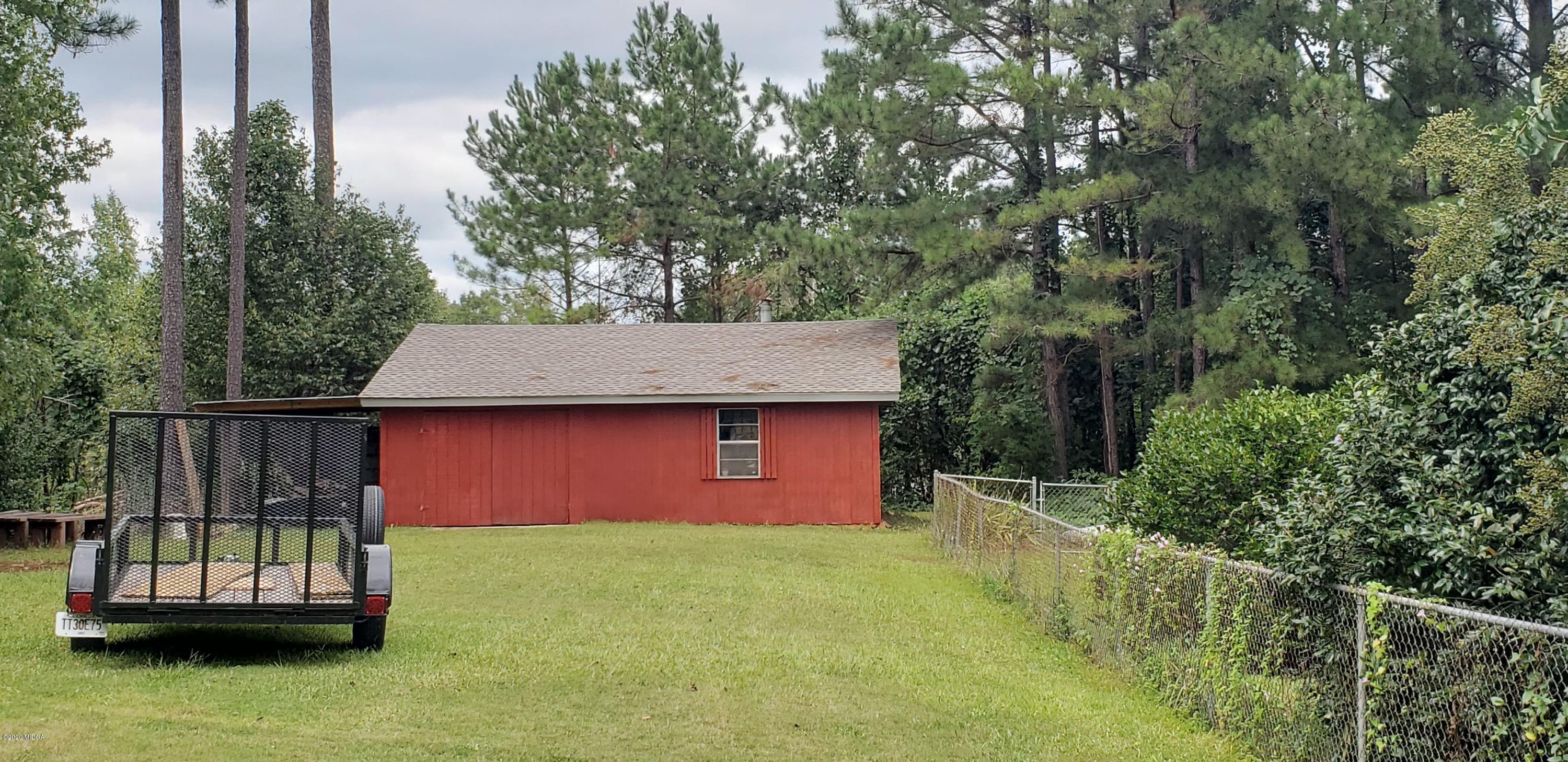 291 Morton Road Gray, GA 31032 - Photo 28 of 33 a view of outdoor space and yard