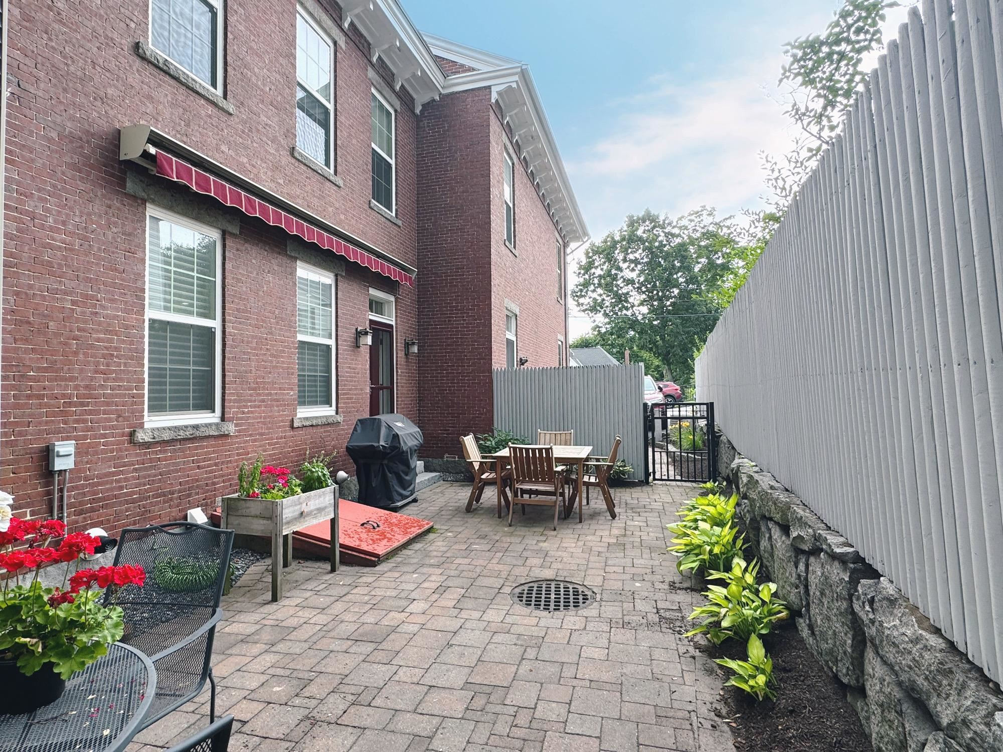 72 School Street, Unit U2 Concord, NH 03301 - Photo 16 of 47 Gallery Image 16