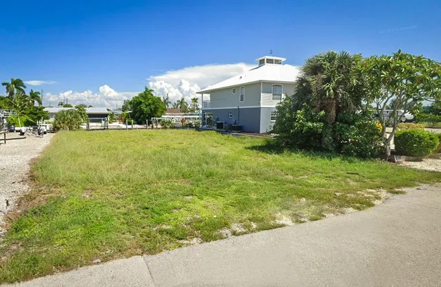 $448,999 | 16150 Porto Bello Street, Bokeelia, FL 33922