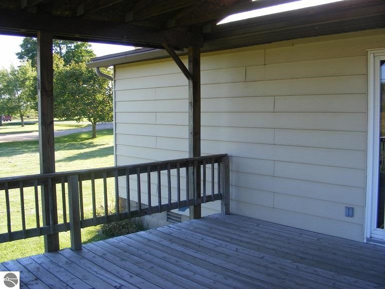 7755 Blackmer Road Carson City, MI 48811 - Photo 9 of 20 1790759-8.JPG