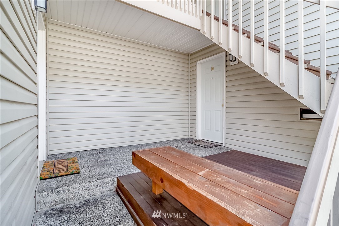 1306 Chestnut Street, Unit 9 Everett, WA 98201 - Photo 2 of 23