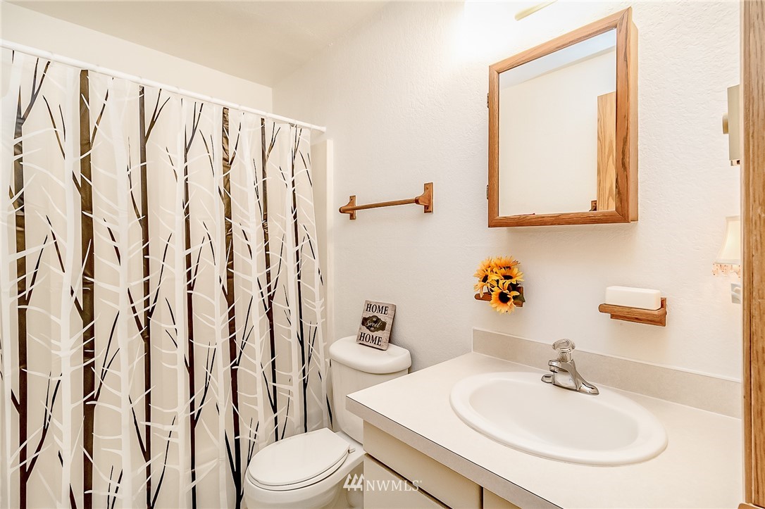 1306 Chestnut Street, Unit 9 Everett, WA 98201 - Photo 18 of 23