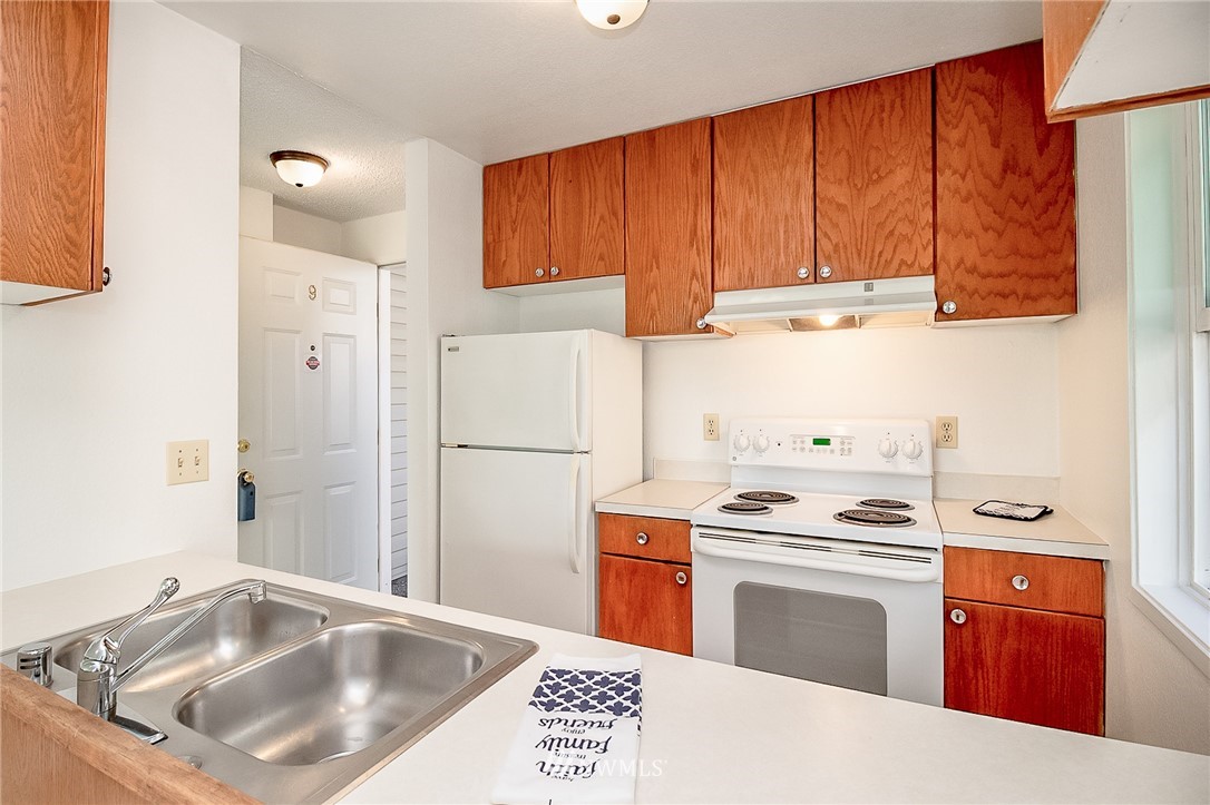 1306 Chestnut Street, Unit 9 Everett, WA 98201 - Photo 9 of 23