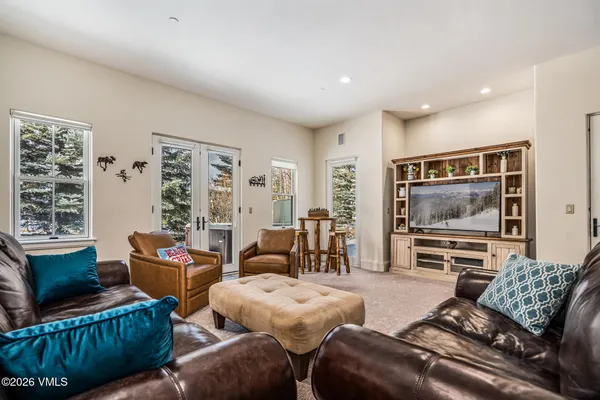 $2,799,000 | 517 Kensington Drive, Edwards, CO 81632