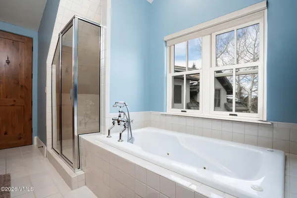 $2,799,000 | 517 Kensington Drive, Edwards, CO 81632