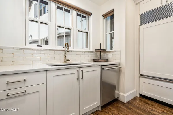 $2,799,000 | 517 Kensington Drive, Edwards, CO 81632