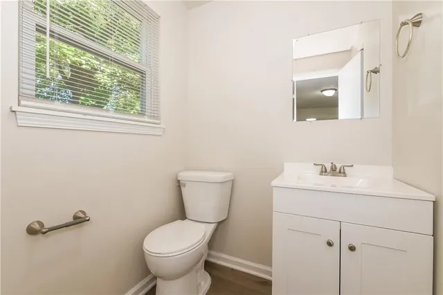 $2,270 | 5120 Goodman Lane, Mission, KS 66202