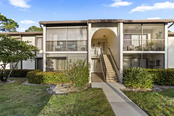 $225,000 | 1575 Southwest Silver Pine Way, Unit 108A2, Palm City, FL 34990