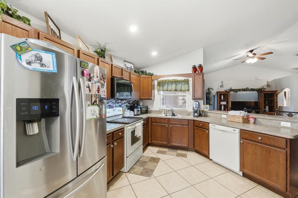 858 Terranova Road Winter Haven, FL 33884 - Photo 13 of 35