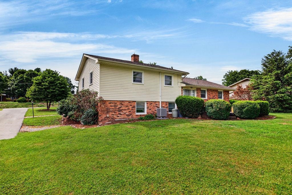 960 Cattle Scales Road Waynesboro, VA 22980 - Photo 40 of 58