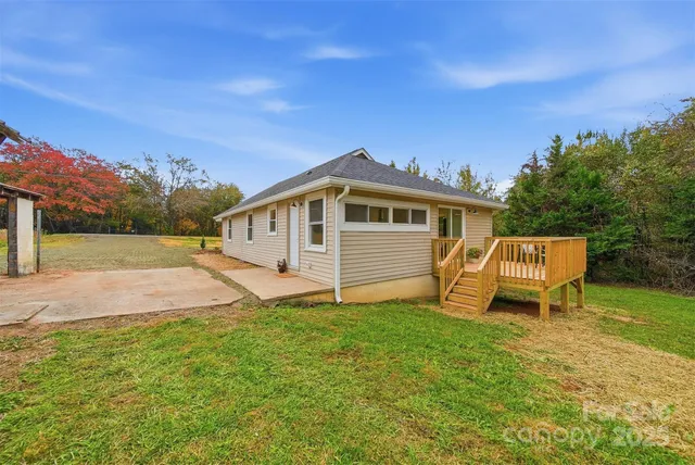 $299,900 | 2027 Old Shelby Road, Hickory, NC 28602