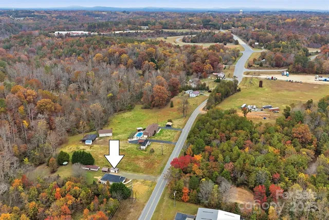 $299,900 | 2027 Old Shelby Road, Hickory, NC 28602