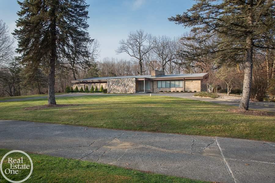5820 North Rochester Road Rochester, MI 48306 - Photo 25 of 35