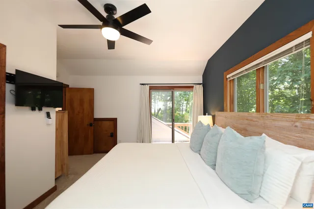 $799,000 | 278 East Catoctin Drive, Roseland, VA 22967