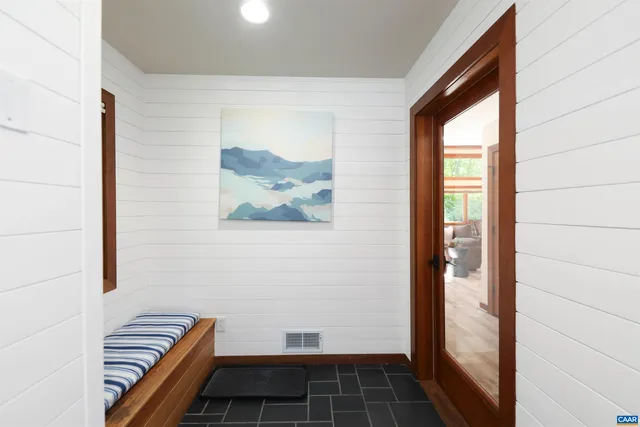 $799,000 | 278 East Catoctin Drive, Roseland, VA 22967