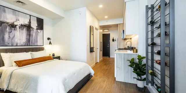 $1,422 | 817 North 6th Street, Unit S2, Phoenix, AZ 85004