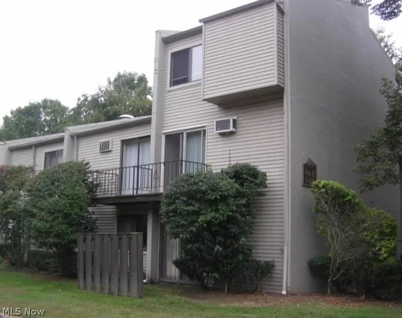 $1,350 | 38430 North Lane, Willoughby, OH 44094