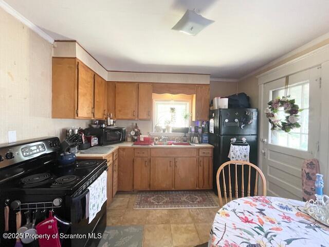 2106 Boulevard Scranton Pa Scranton, PA 18509 - Photo 13 of 21 a kitchen that has a sink and a stove