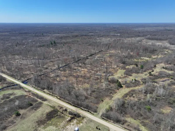 $77,500 | 10-a P4 North Magruder Road, Coleman, MI 48618