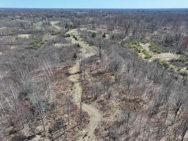 $77,500 | 10-a P4 North Magruder Road, Coleman, MI 48618
