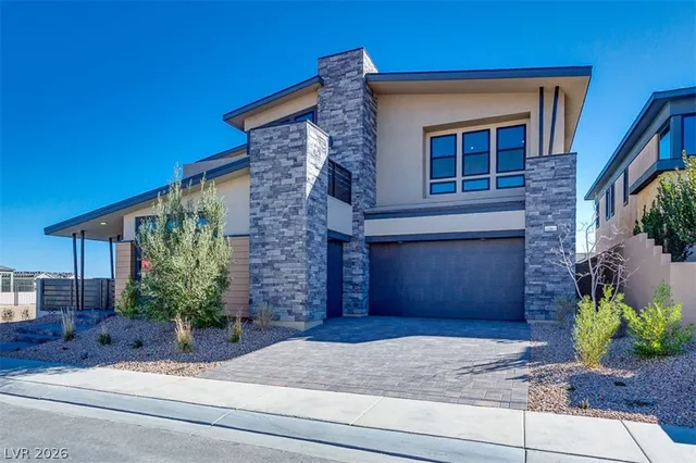 $2,081,275 | 26 Sumter Rdg Street, Las Vegas, NV 89138