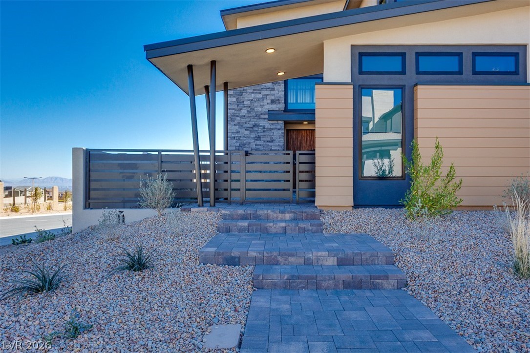 26 Sumter Rdg Street Las Vegas, NV 89138 - Photo 3 of 57