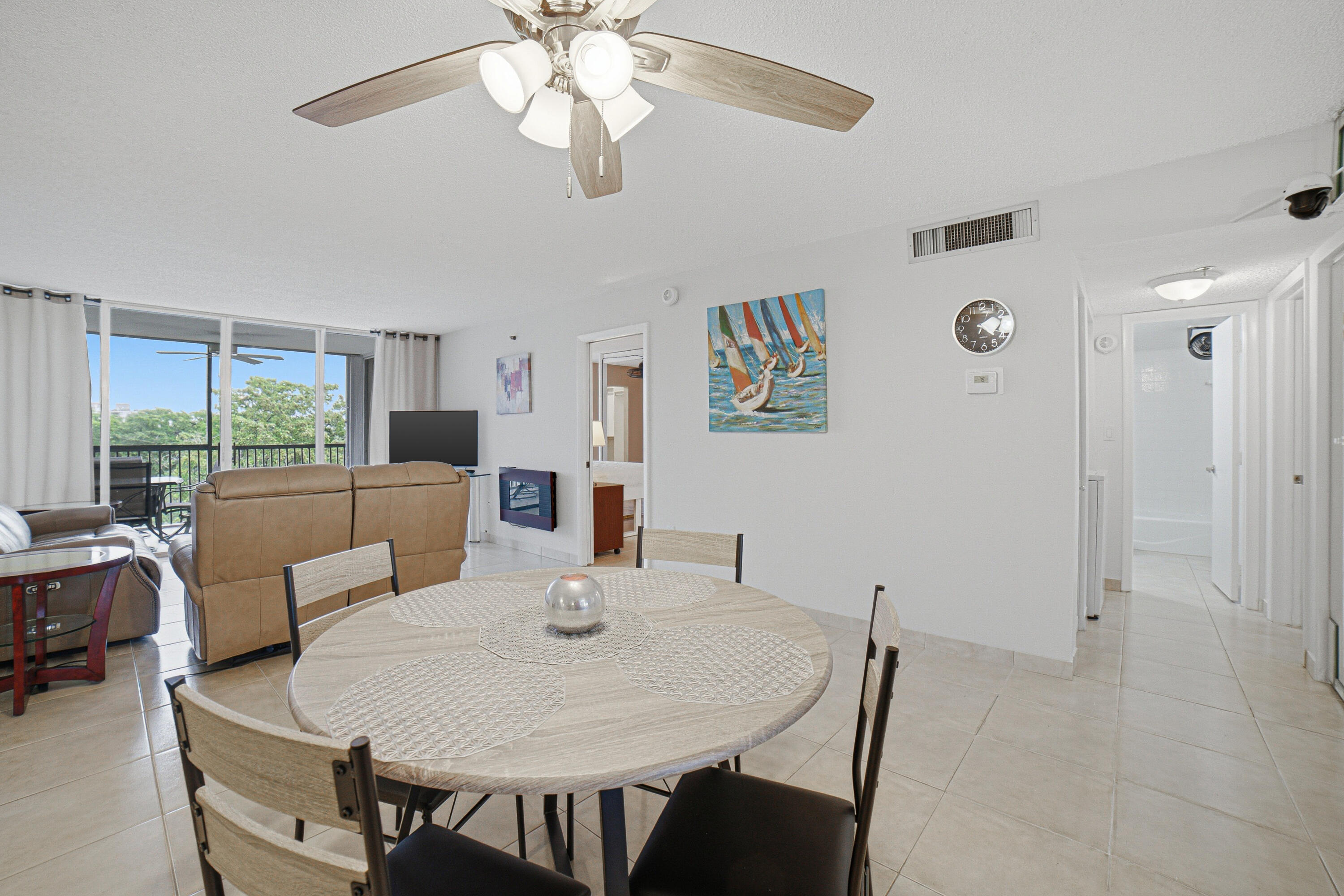 3940 Inverrary Boulevard, Unit 603A Lauderhill, FL 33319 - Photo 10 of 39 Dining Area