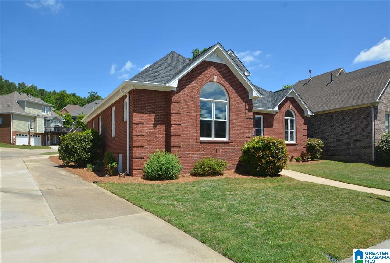 613 Meadow Ridge Drive Birmingham, AL 35242 - Photo 2 of 40