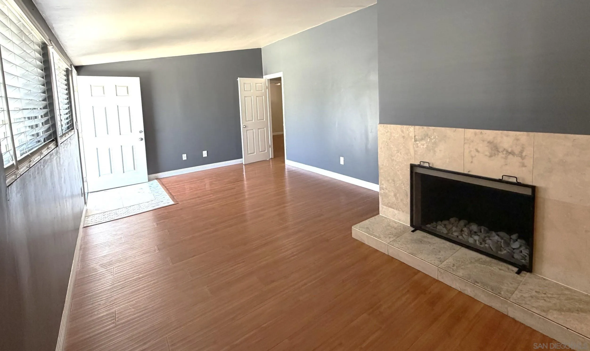 12923 Slack Street Poway, CA 92064 - Photo 4 of 27